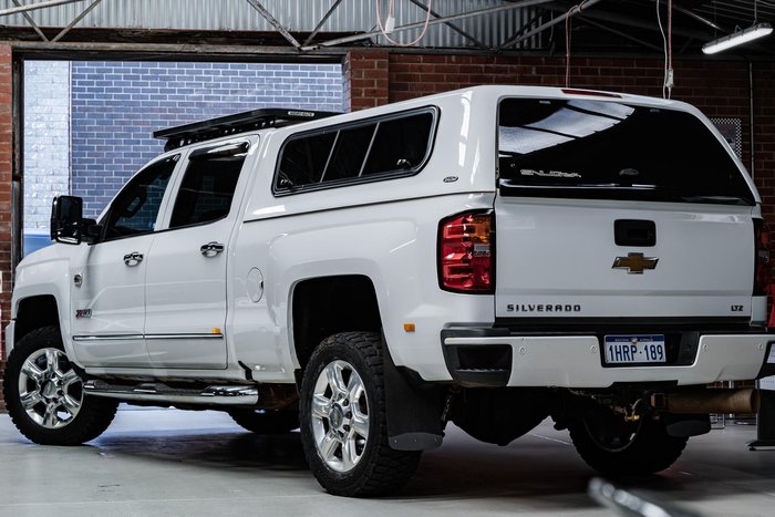 2018 Chevrolet Silverado 2500HD LTZ C/K25 4X4 Summit White