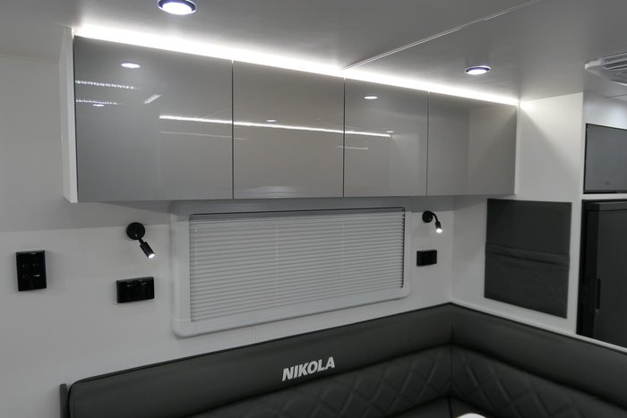 2025 Nikola Caravans Nik Klp 21'6'' 2 Bunk
