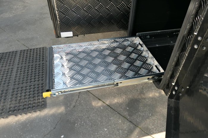 2025 Nikola Caravans Nik Klp 21'6'' 2 Bunk