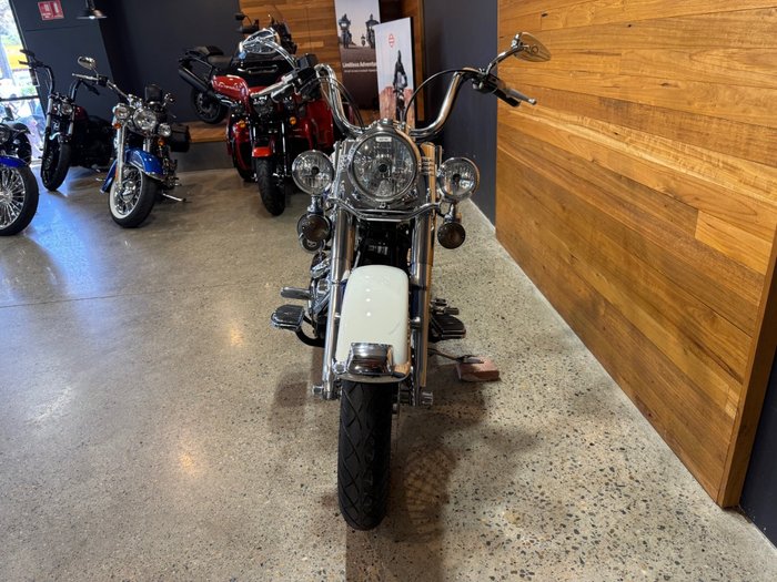 2009 Harley-davidson FLSTC HERITAGE SOFTAIL CLASSIC Purple