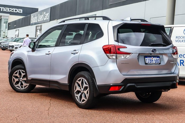 2021 Subaru Forester 2.5i