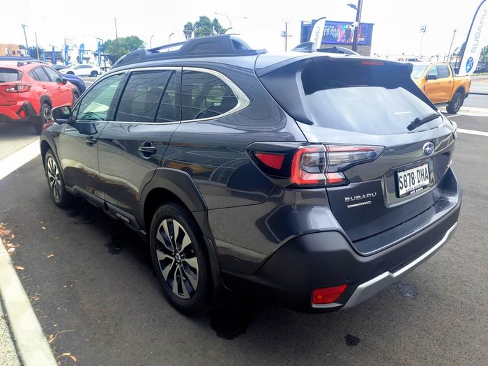 2025 Subaru Outback AWD Touring
