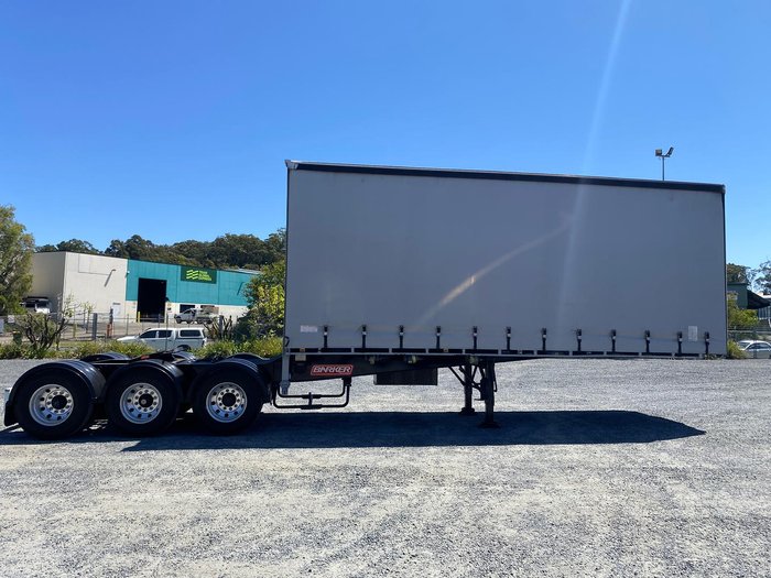 2017 Barker 12 Pallet Straight Deck Curtainsider A Trailer