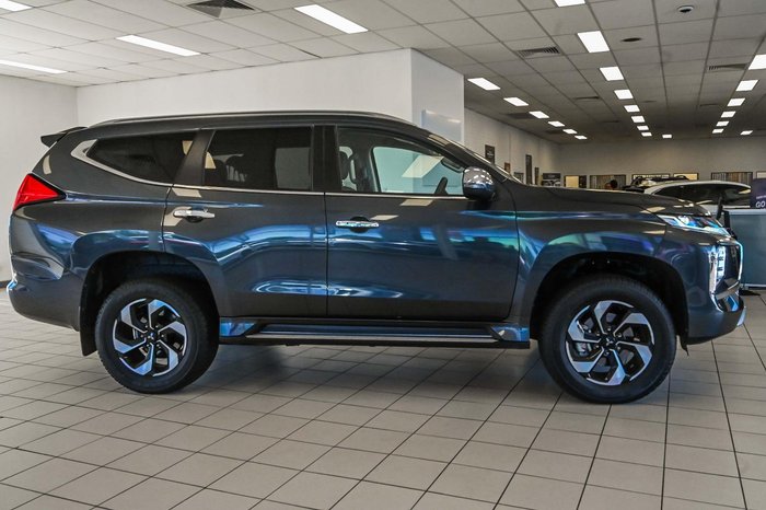 2024 Mitsubishi Pajero Sport GLS