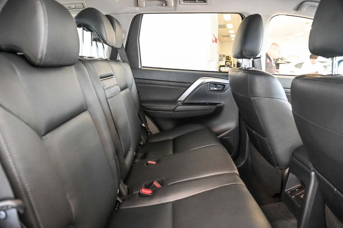 2024 Mitsubishi Pajero Sport GLS