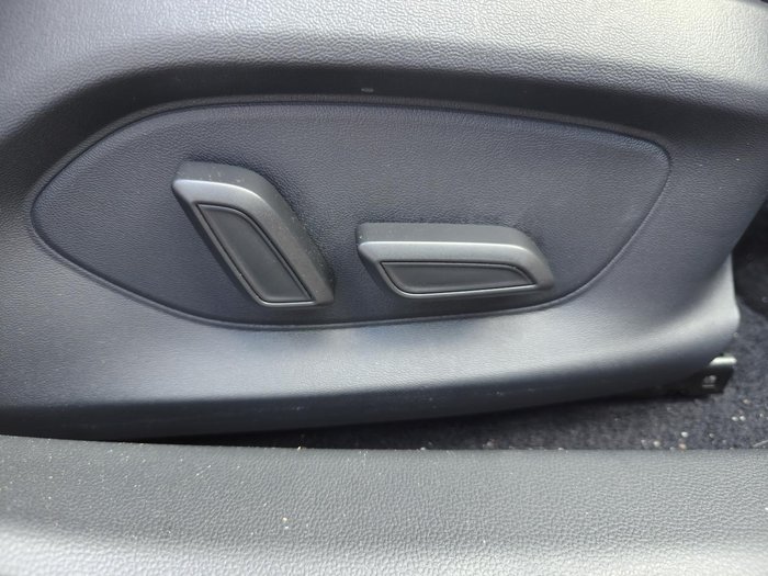 2024 MG MG4 Long Range 77 180kW MEH32 MY24 Volcano Orange