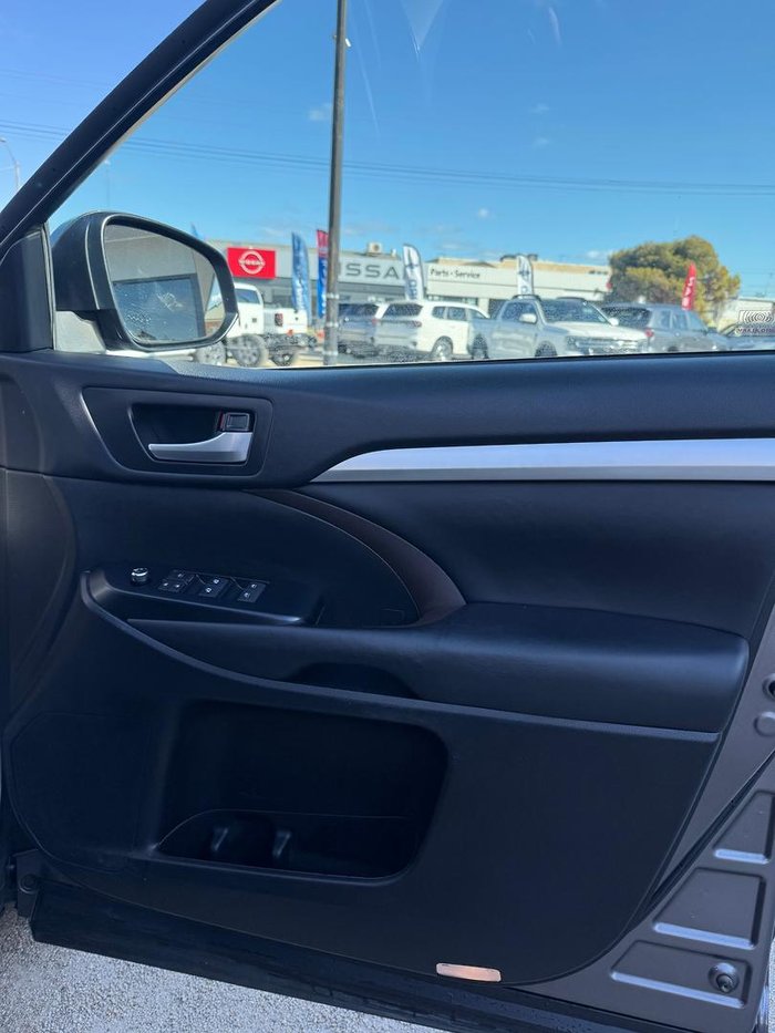 2017 Toyota Kluger GXL GSU50R Predawn Grey