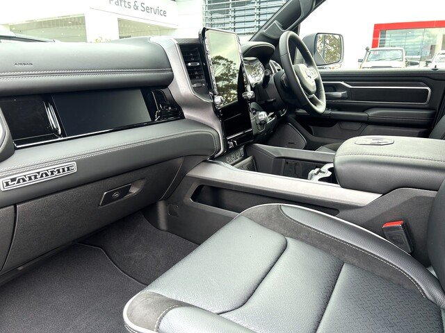 2025 RAM 1500 Laramie Sport RamBox
