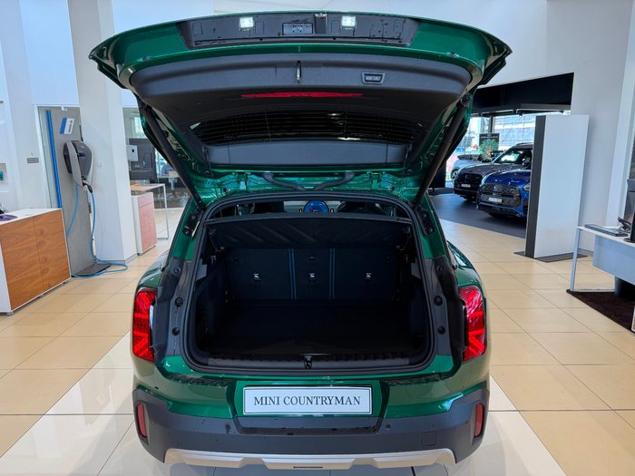 2024 MINI Countryman SE Favoured