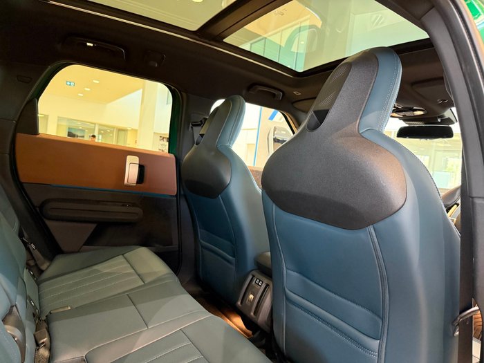 2024 MINI Countryman SE Favoured