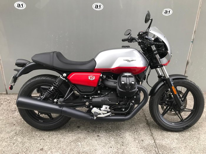 2025 Moto Guzzi V7 Stone Corsa