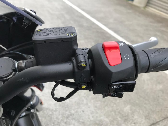 2025 Moto Guzzi V7 Stone Corsa