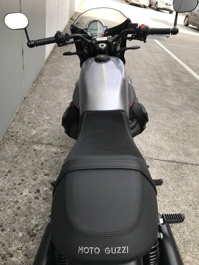 2025 Moto Guzzi V7 Stone Corsa