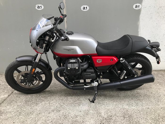 2025 Moto Guzzi V7 Stone Corsa