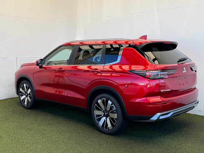 2025 Mitsubishi Outlander Aspire