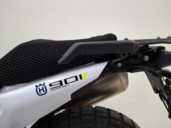 2022 HUSQVARNA NORDEN 901 Blue