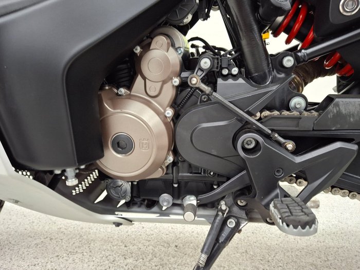 2022 HUSQVARNA NORDEN 901 Blue