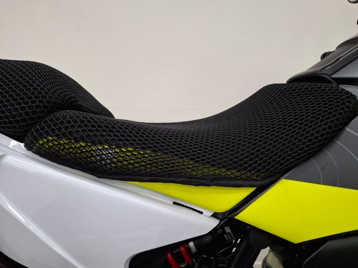 2022 HUSQVARNA NORDEN 901 Blue