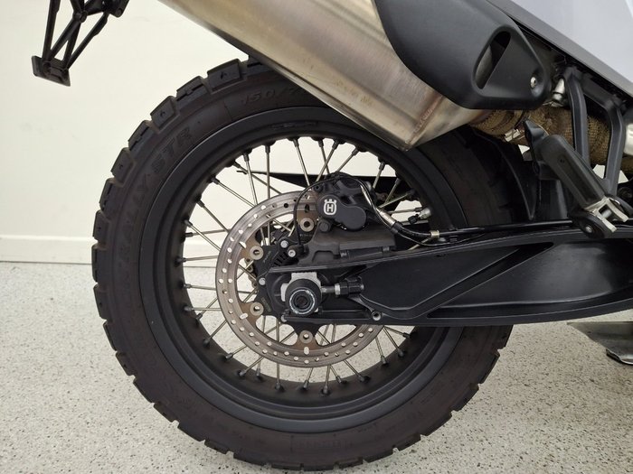 2022 HUSQVARNA NORDEN 901 Blue