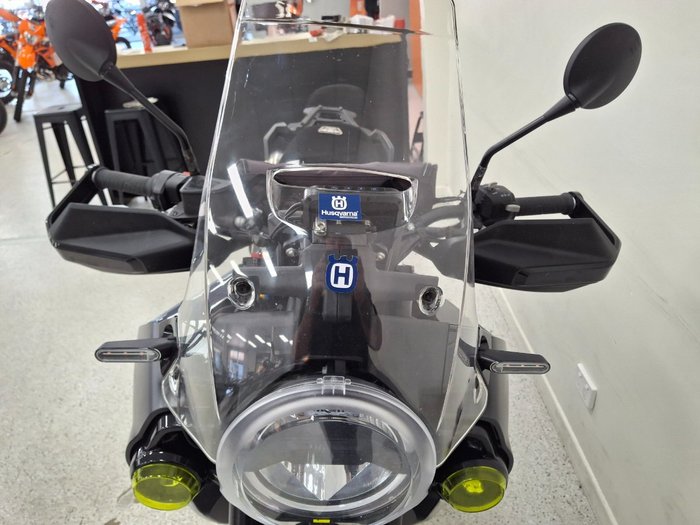 2022 HUSQVARNA NORDEN 901 Blue