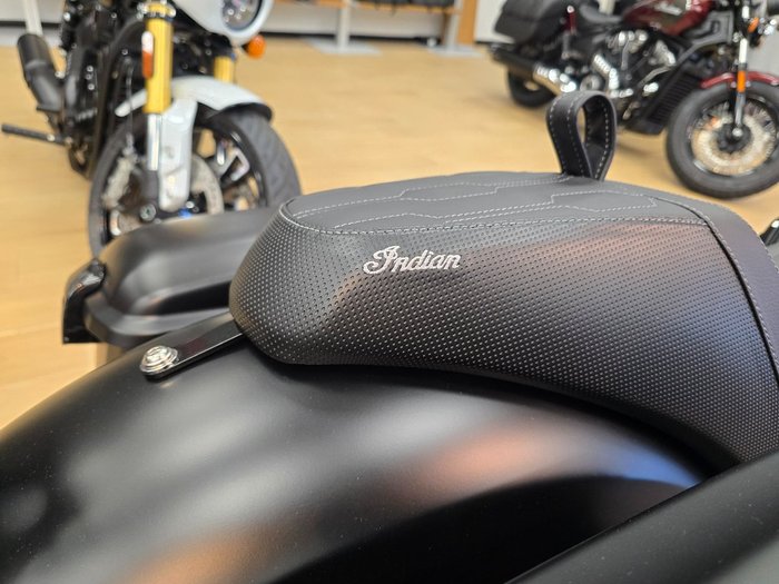 2025 Indian SPORT CHIEF RT BLACK SMOKE