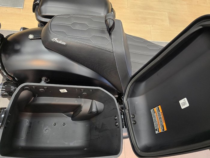 2025 Indian SPORT CHIEF RT BLACK SMOKE