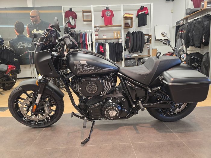 2025 Indian SPORT CHIEF RT BLACK SMOKE