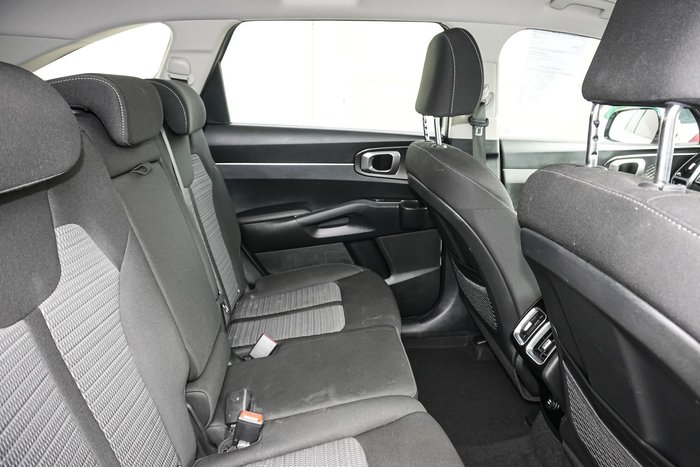 2022 Kia Sorento Sport