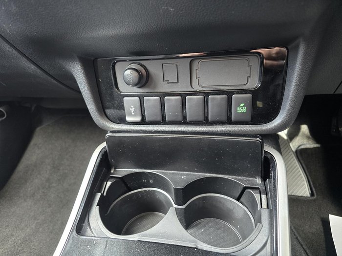 2021 Mitsubishi Outlander ES