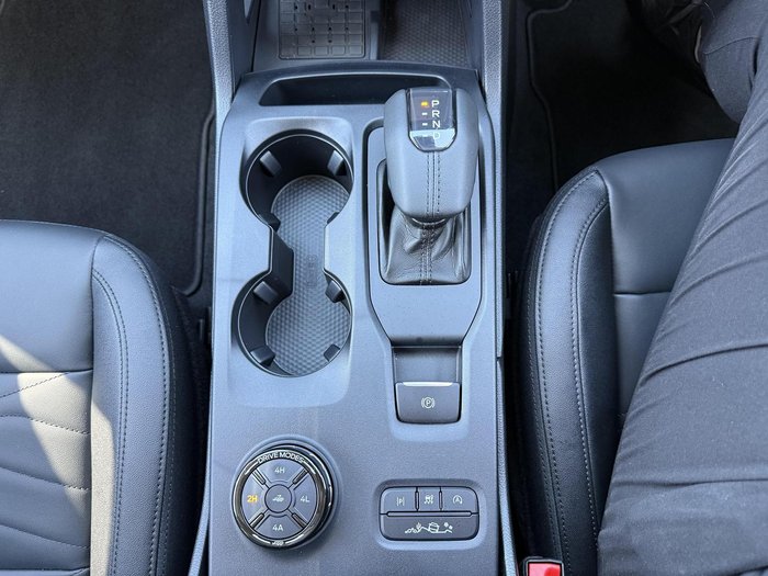 2025 Ford Everest Trend MY25.50 4X4 Dual Range Arctic White