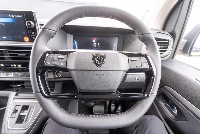 2025 Peugeot Expert Premium