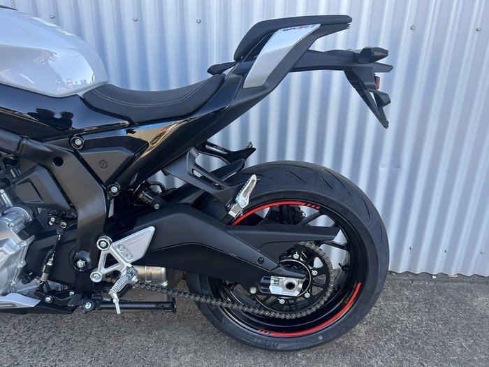 CFMOTO 675SR-R ROAD GREY