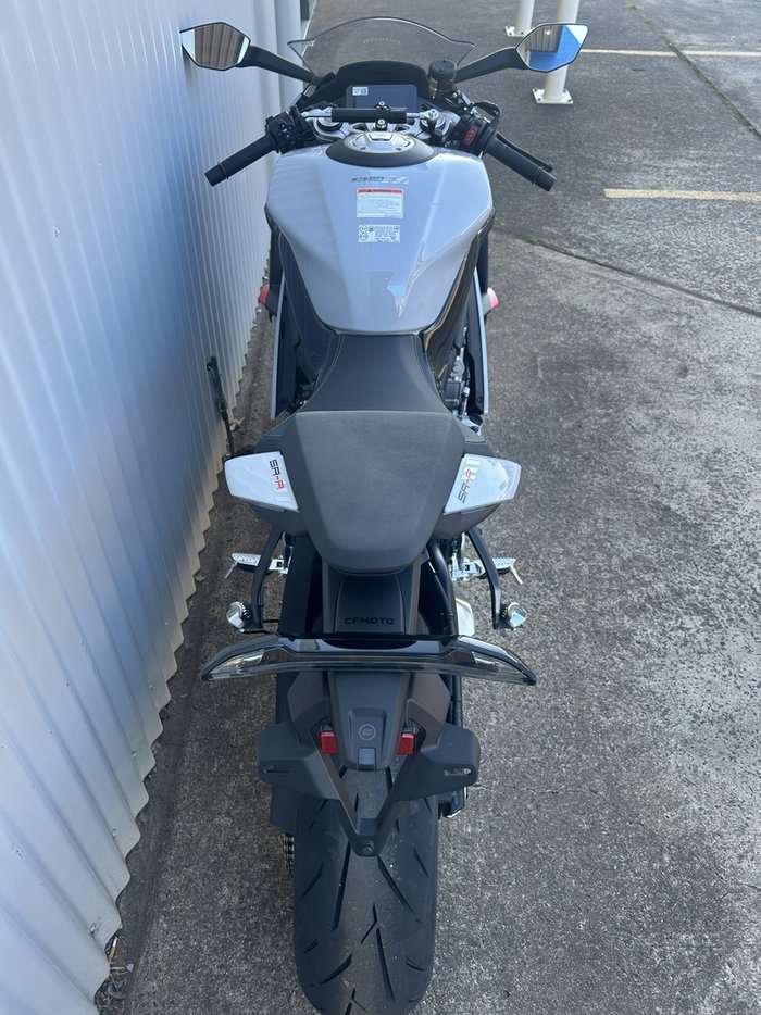 CFMOTO 675SR-R ROAD GREY