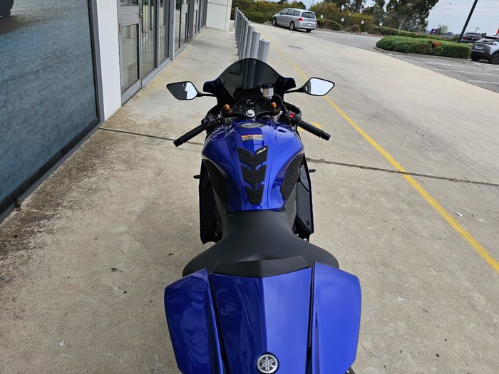 2025 Yamaha YZF-R7LAR Blue