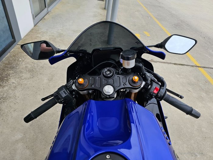 2025 Yamaha YZF-R7LAR Blue