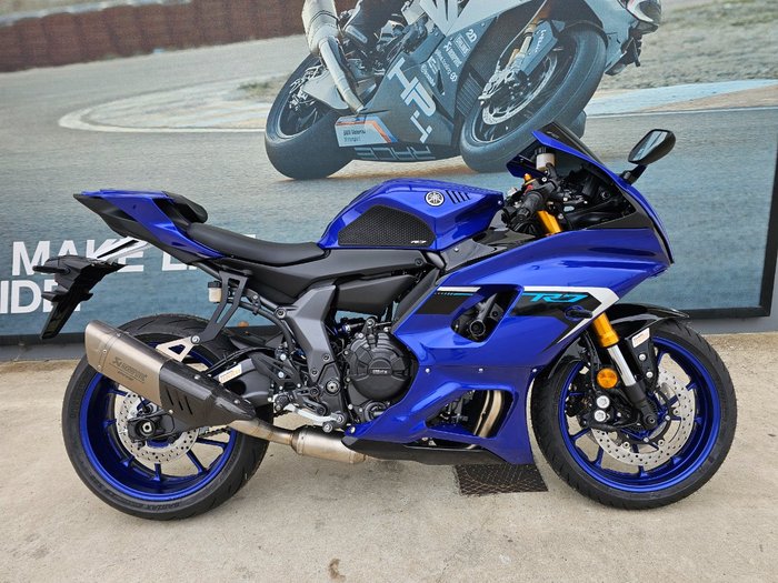 2025 Yamaha YZF-R7LAR Blue
