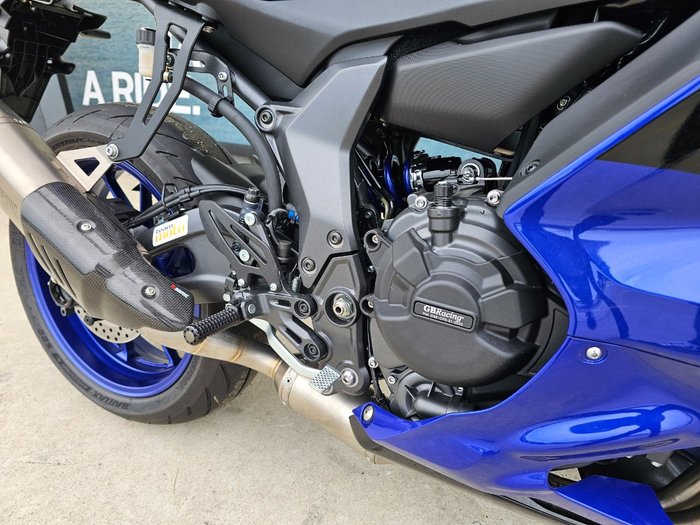 2025 Yamaha YZF-R7LAR Blue