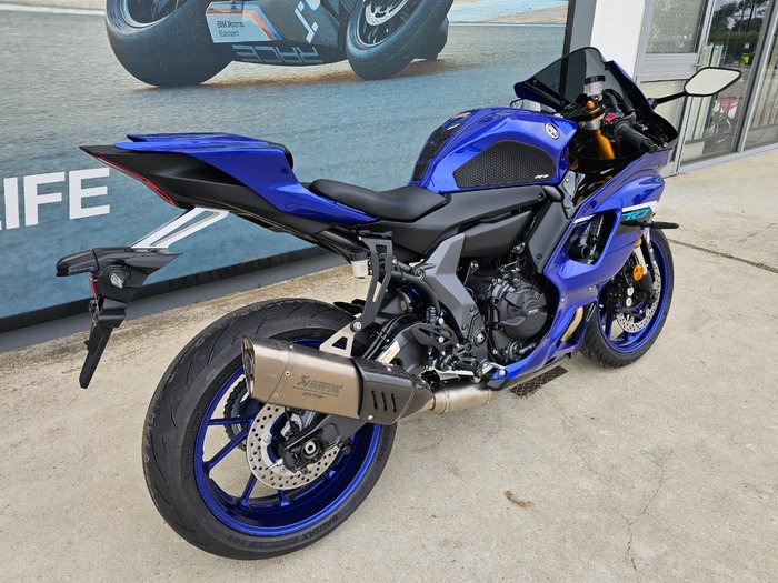 2025 Yamaha YZF-R7LAR Blue