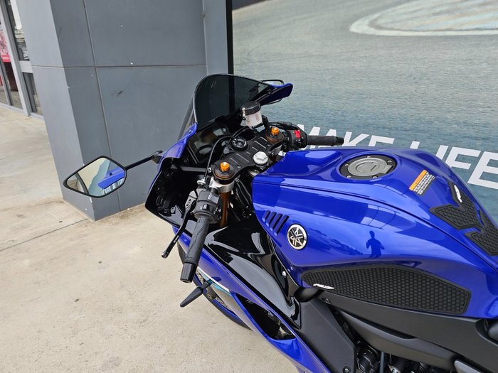 2025 Yamaha YZF-R7LAR Blue
