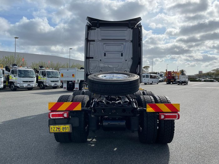 2024 Mercedes-Benz Actros 2663