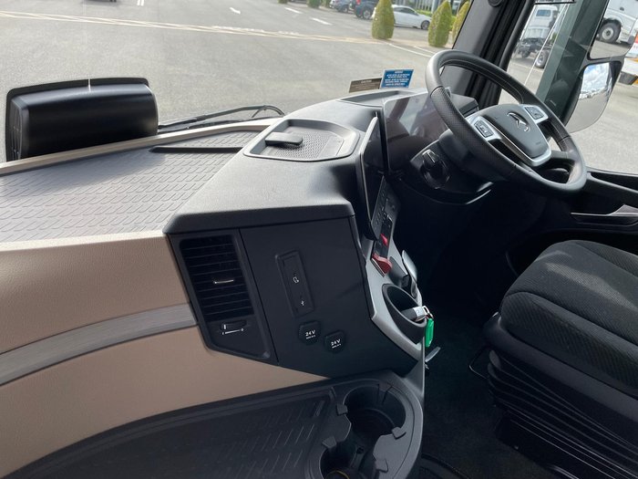 2024 Mercedes-Benz Actros 2663