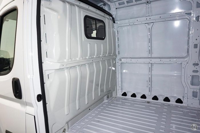 2023 Peugeot Boxer Pro X250 MY23 Blanc White