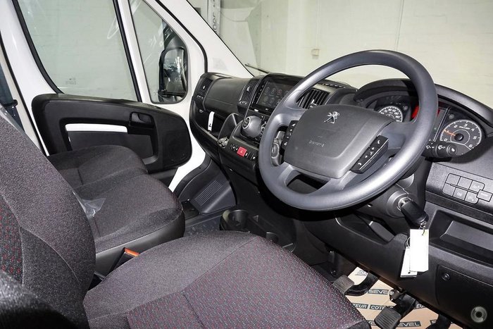 2023 Peugeot Boxer Pro