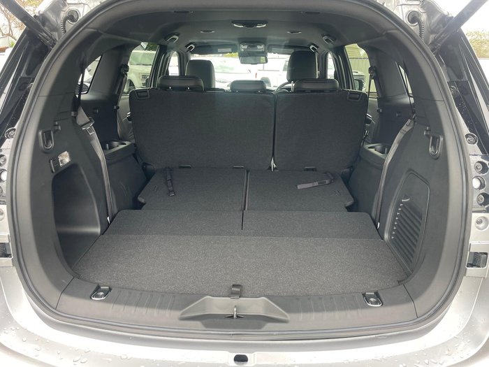 2025 Isuzu MU-X LS-T