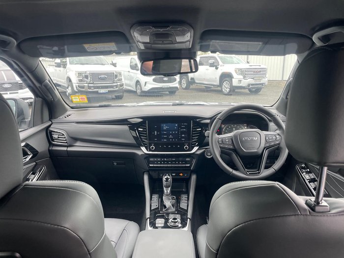 2025 Isuzu MU-X LS-T