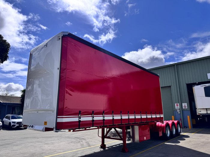 2005 Krueger St3 12 Pallet A Sd (7,325) Inside