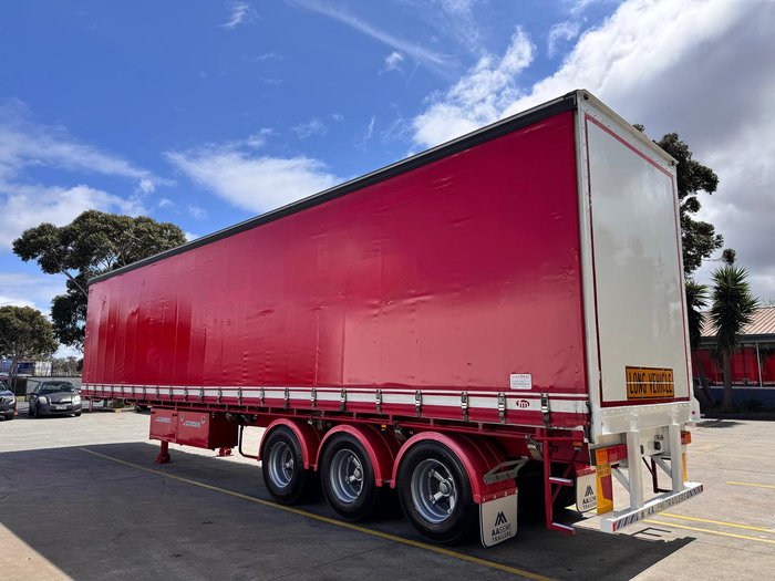2001 Maxitrans St3 22 Pallet Sd Curtain Sider