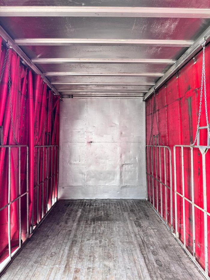 2001 Maxitrans St3 22 Pallet Sd Curtain Sider 