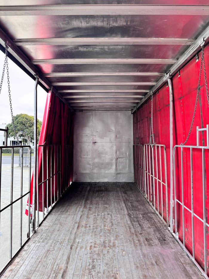 2001 Maxitrans St3 22 Pallet Sd Curtain Sider 