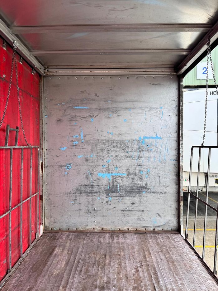 2001 Maxitrans St3 22 Pallet Sd Curtain Sider 